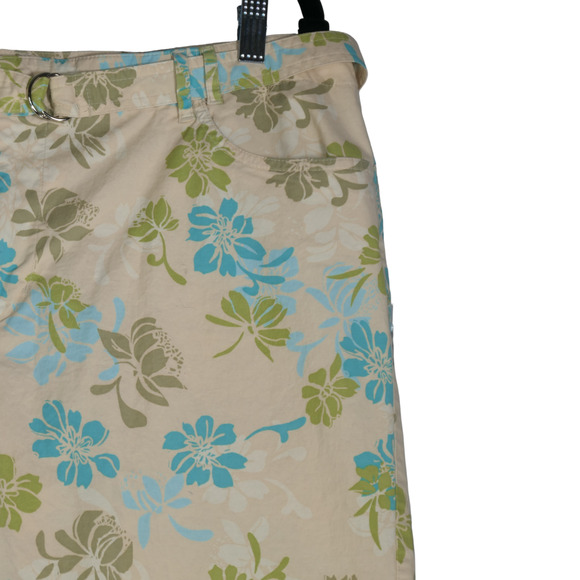 Venezia Yellow Capri Pants Floral Womens Size 18 36 x 19 Stretch Belted Pockets - Picture 2 of 8